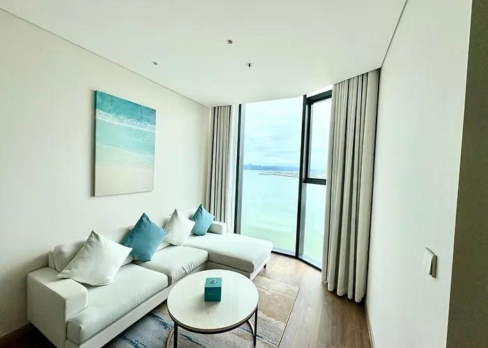 Oceanview Alacarte Khách sạn