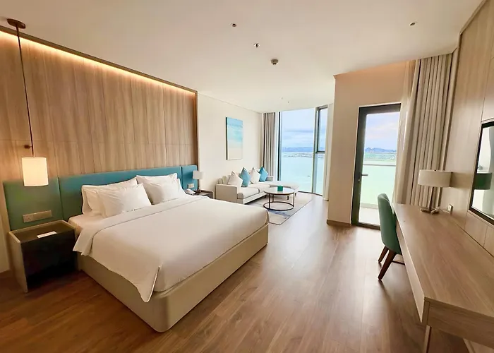 Oceanview Alacarte 5* Hạ Long
