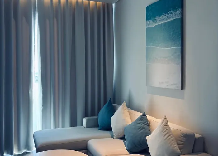 Oceanview Alacarte 5* Hạ Long
