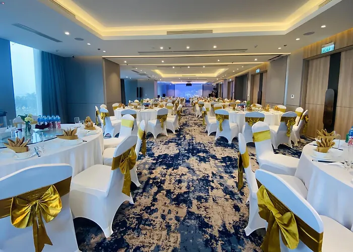 Oceanview Alacarte Hạ Long